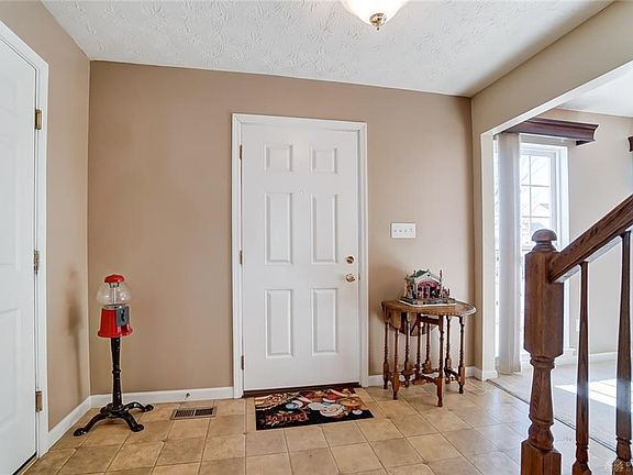3rd image of 5382 Wood Dale Dr