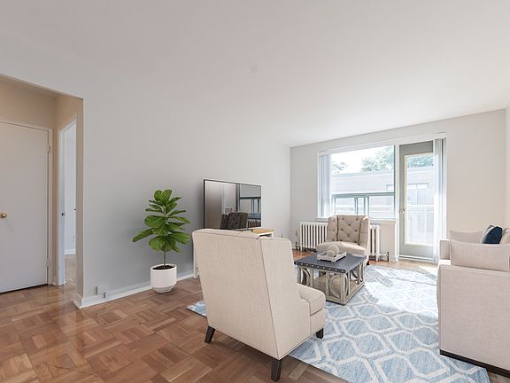 4th image of 80 Heath St W #1404537