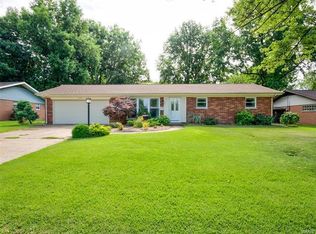 508 Longview Dr, Belleville, IL 62223