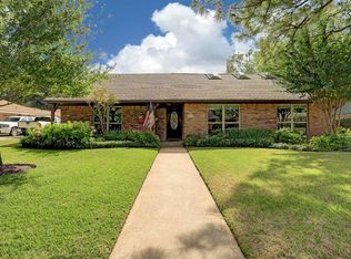 5467 Grape St, Houston, TX 77096