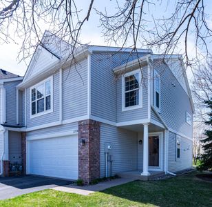 2204 Saint Johns Cir, Woodbury, MN, 55129