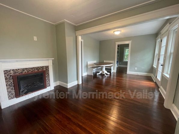 13 N Main St