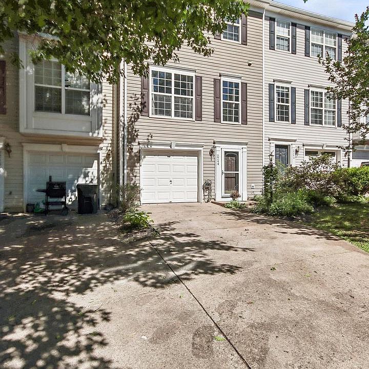 1st image of 2244 Forsythia Dr