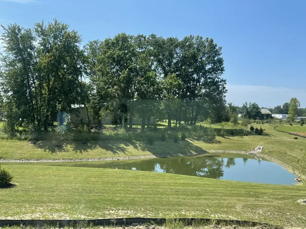 1753 Goldfinch Ln, Milford, OH 45150