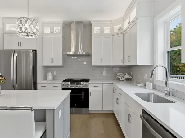 1 Elise Ave Lot 96, Londonderry, NH 03053