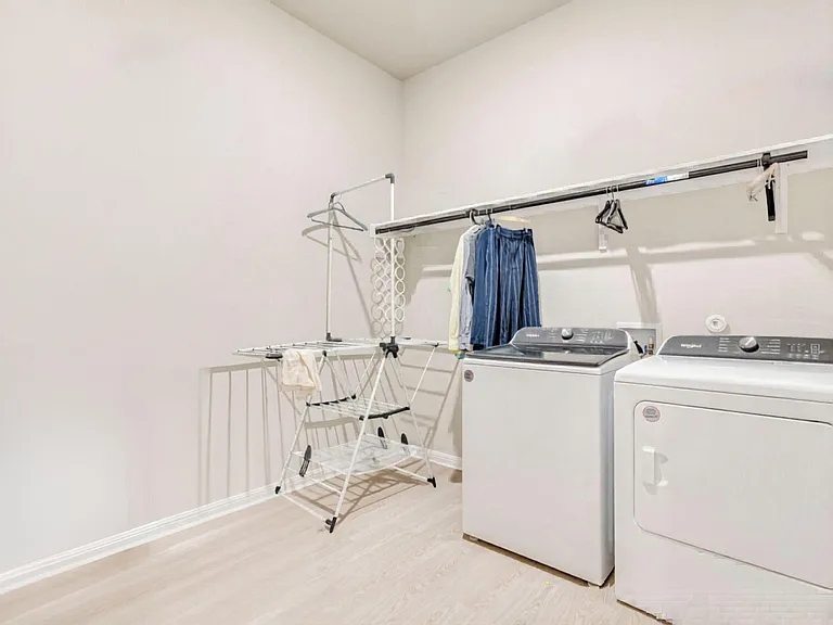 261 Cathedral Mountain Dr — Photo 29