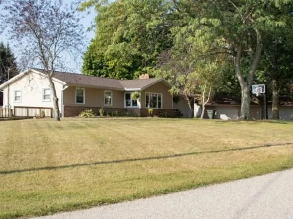 309 Dotson Dr, Sherwood, MI 49089