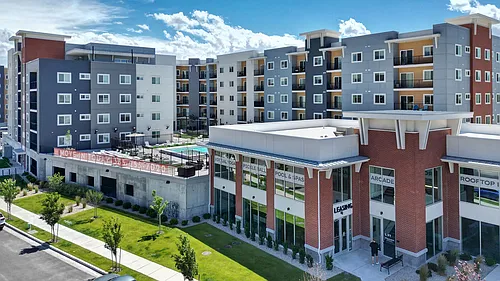 Skyline Peaks Apartments Photo 1