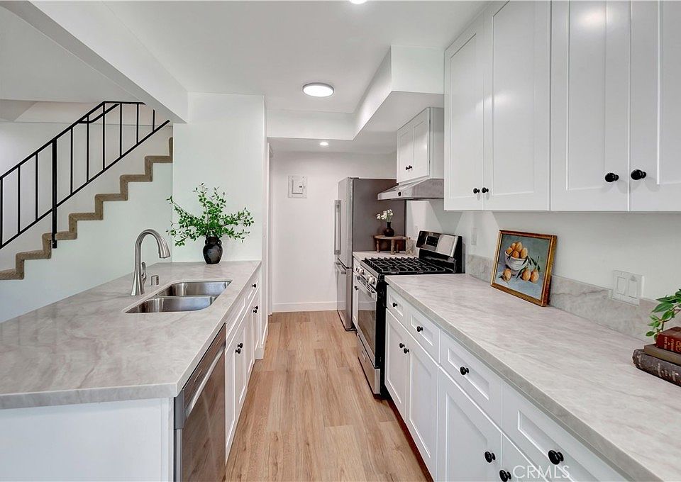 1st image of 32294 Paseo Carolina