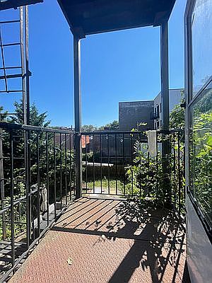 4th image of 371 Columbia St APT 2R