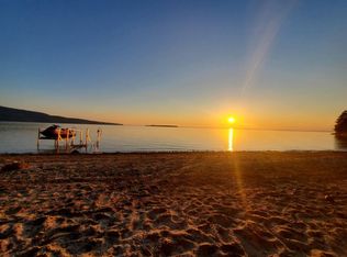 24 Less Traveled Rd, Keeseville, NY 12944