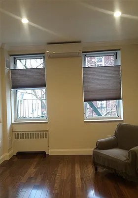 Rented by I & I New York | media 23