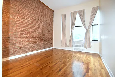 Rented by Manhattan Spaces