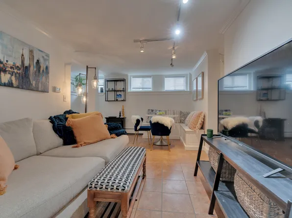 325 Spring Street #9, Portland, ME 04102