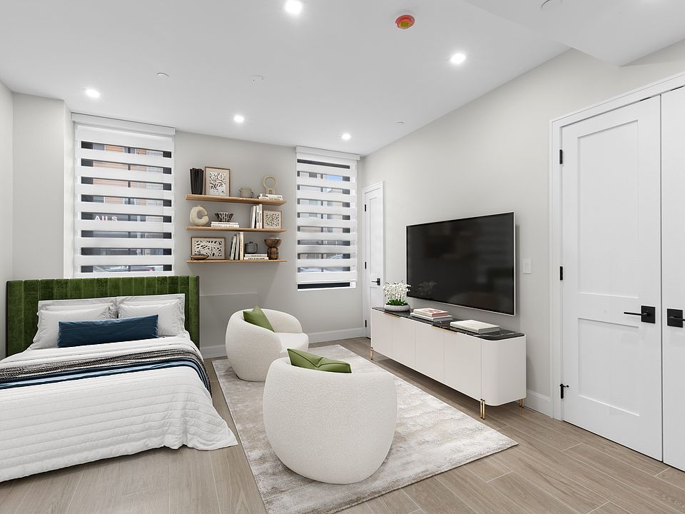 1st image of 760 Metropolitan Ave #1A
