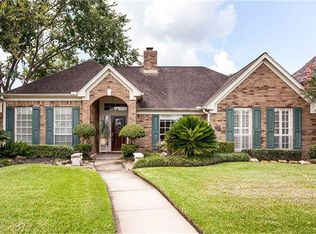2037 Pebble Beach Dr, League City, TX 77573