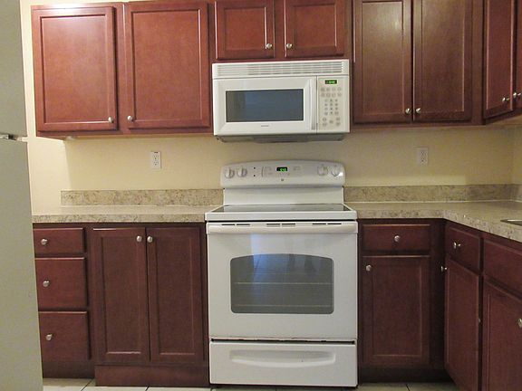 5th image of 732 N Halifax Ave #206