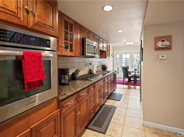 5256 Barrymore Dr, Oxnard, CA 93033