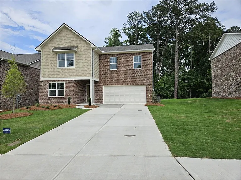 326 Silverton Dr — Photo 6