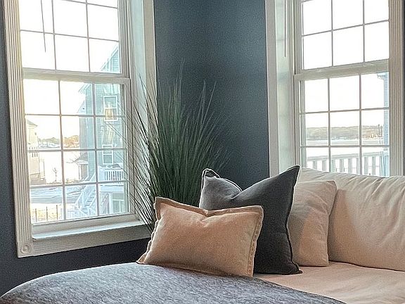 Living Room - Views