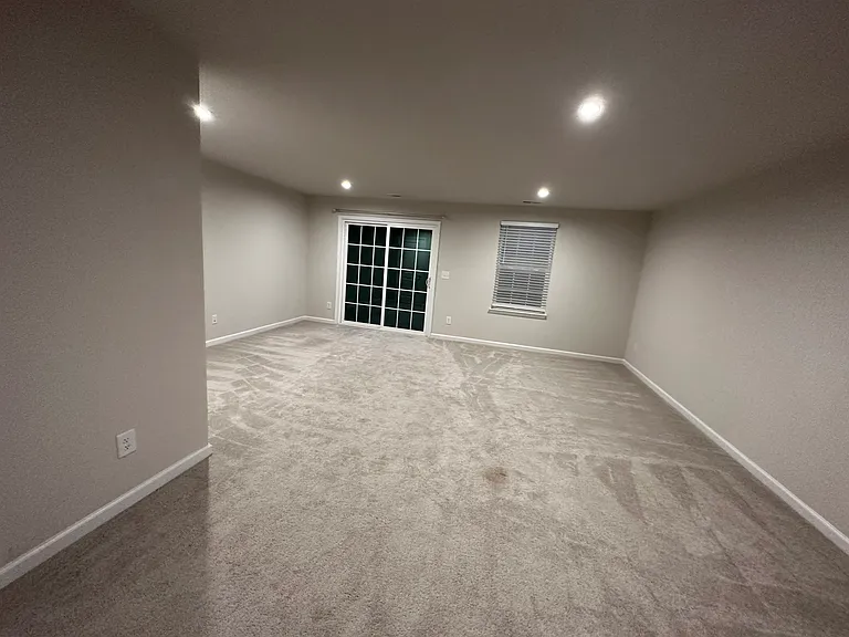 8606 Red Canyon Way — Photo 6