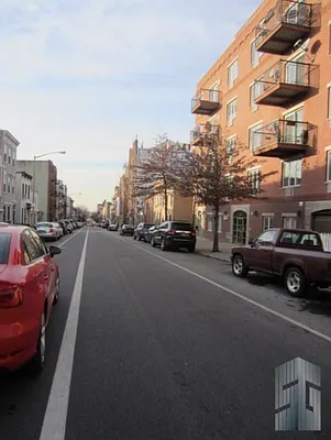 Rented by Skyline Group Real Estate | media 29