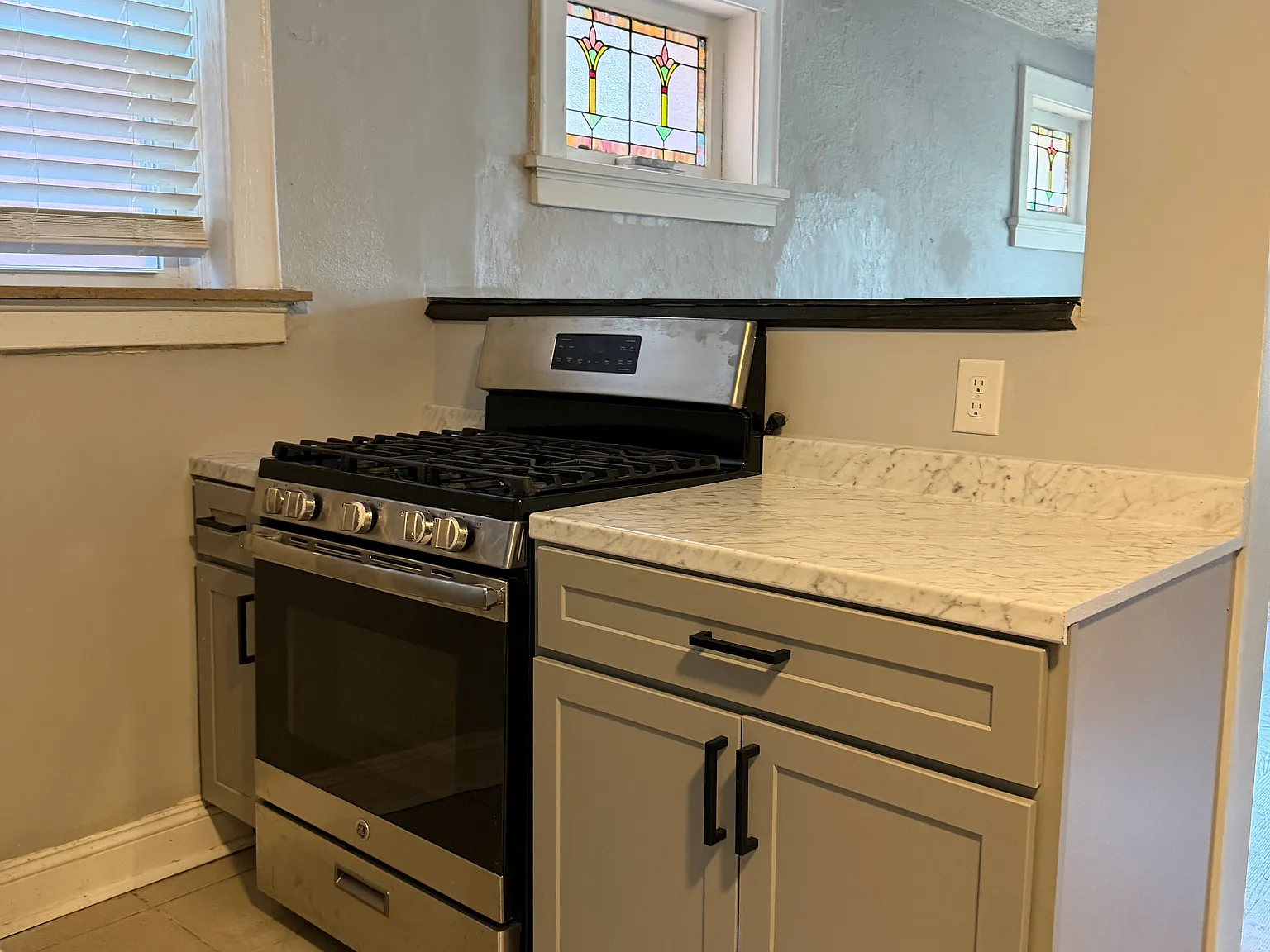1 bed, 800 sqft, $995 — Photo 4