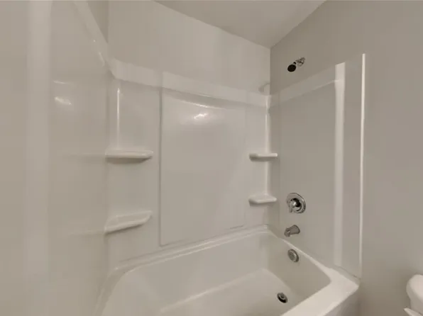 106 Royal Crest Dr, Columbia, SC 29229
