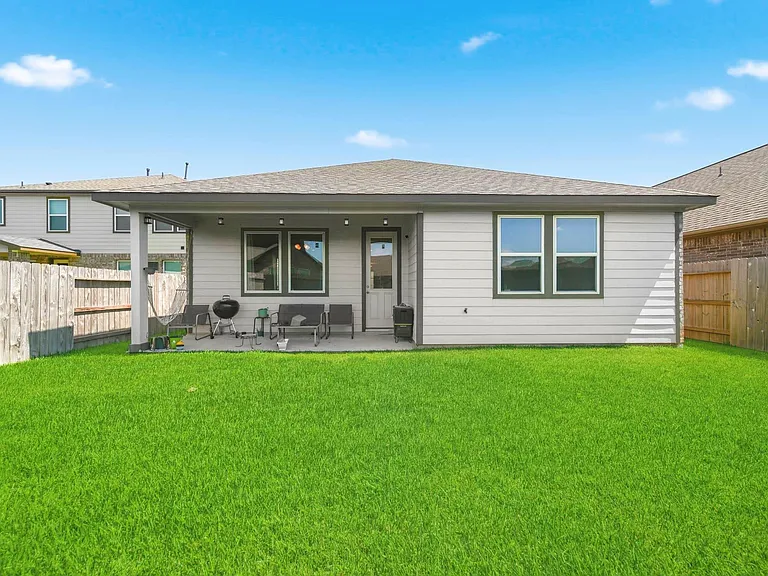 2420 Solaris Bend Dr — Photo 24