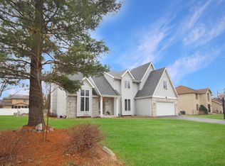 1421 Lakeview Dr, Schererville, IN