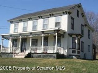 221-223 N Main St, Moscow, PA 18444