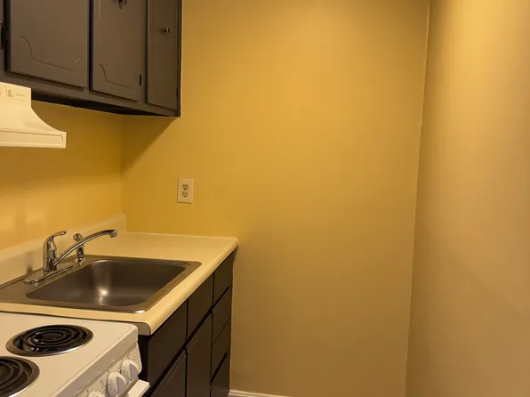 62 Perrault St #62, Portsmouth, RI 02871