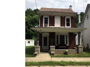 267 W Wyomissing Ave, Mohnton, PA 19540
