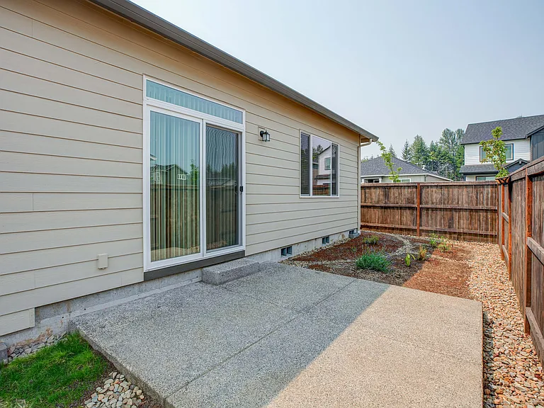 4102 NE 186th St — Photo 36
