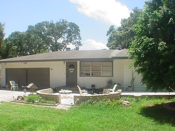 2nd image of 2938 Edgewood Ln