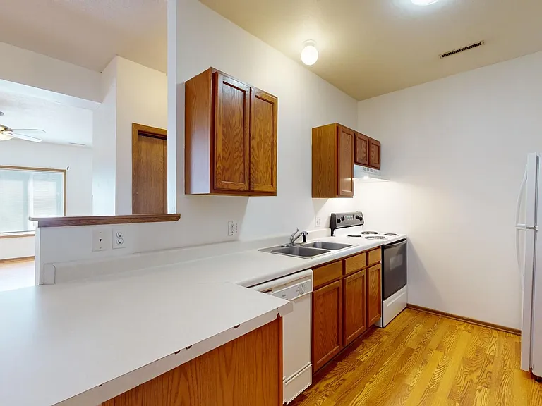 4525 Steinbeck St — Photo 13
