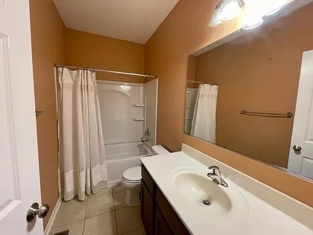 4258 Central Park Ln — Photo 19