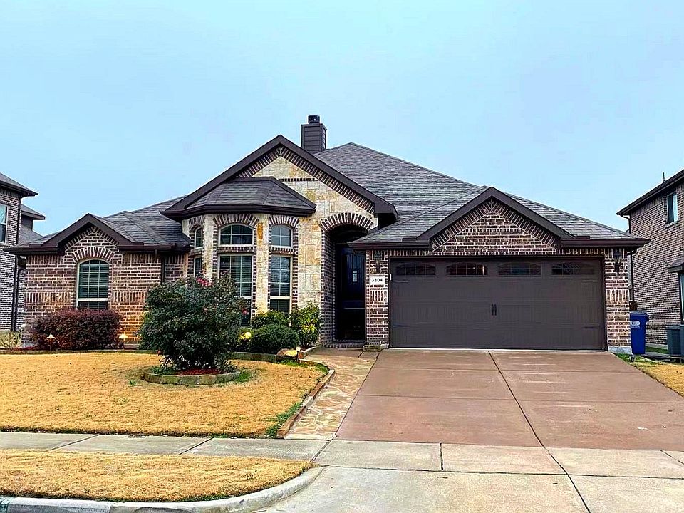 1st image of 3304 Blue Jay Ln
