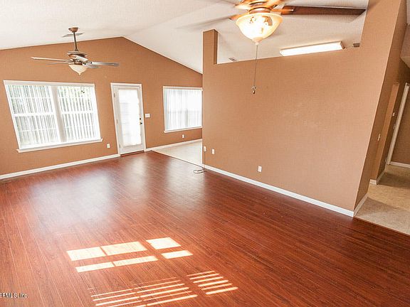 4th image of 7564 Cliff Cottage Dr