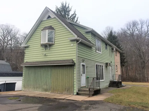 1078 Chase Pkwy, Waterbury, CT 06708