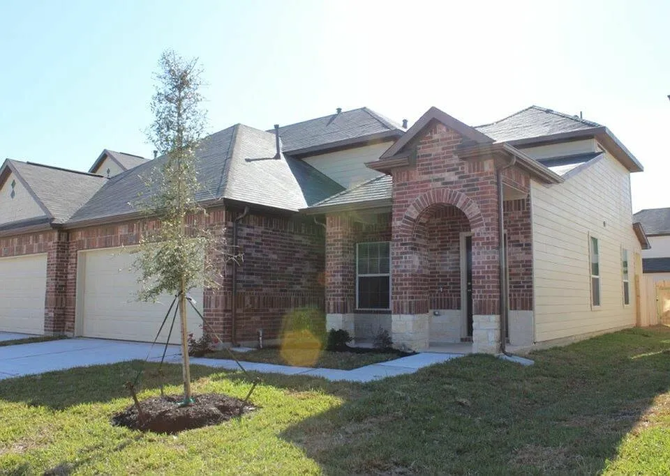 12214 Maura Ln