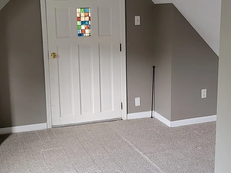 550 Delta Ave — Photo 5