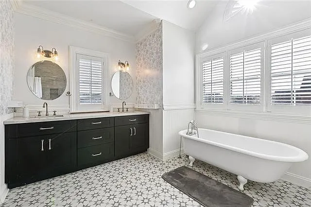 221 Spring Rose Dr — Photo 9