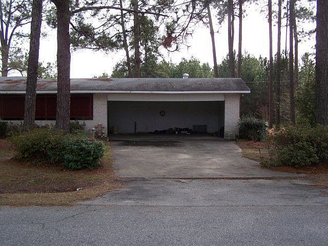 2nd image of 131 Lakewood Dr