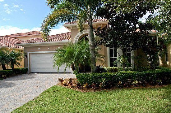 1st image of 742 SW Palm Cove Dr