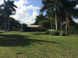 179 Royal Palm Way, Belle Glade, FL 33430
