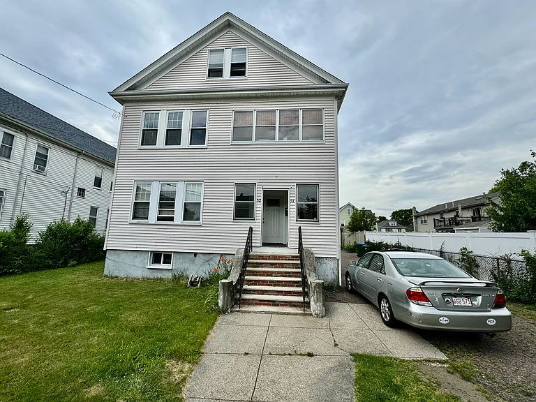 54 Clark St — Photo 24