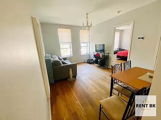 Rented by RENTBK LLC | media 2