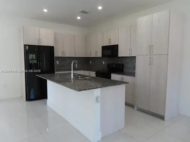 22735 SW 130th Ave — Photo 7
