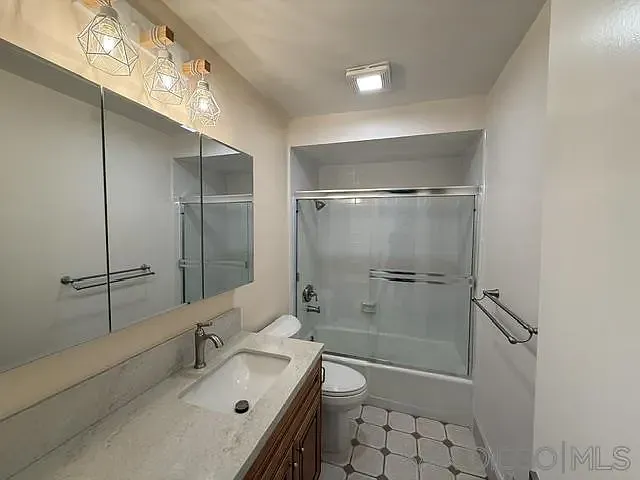 2510 Torrey Pines Rd #312 — Photo 8